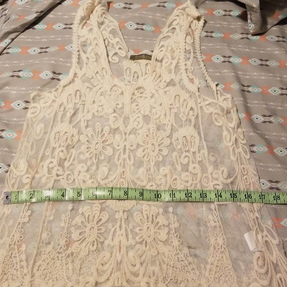 Finn & Clover Lace See Through Tank - Picture 6 of 7